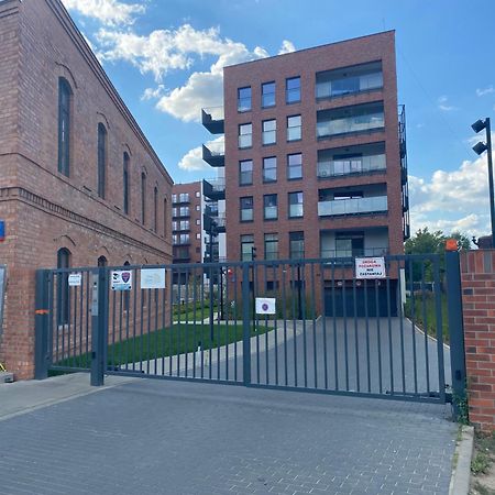 Metro Szwedzka Apartament Orange 华沙 外观 照片