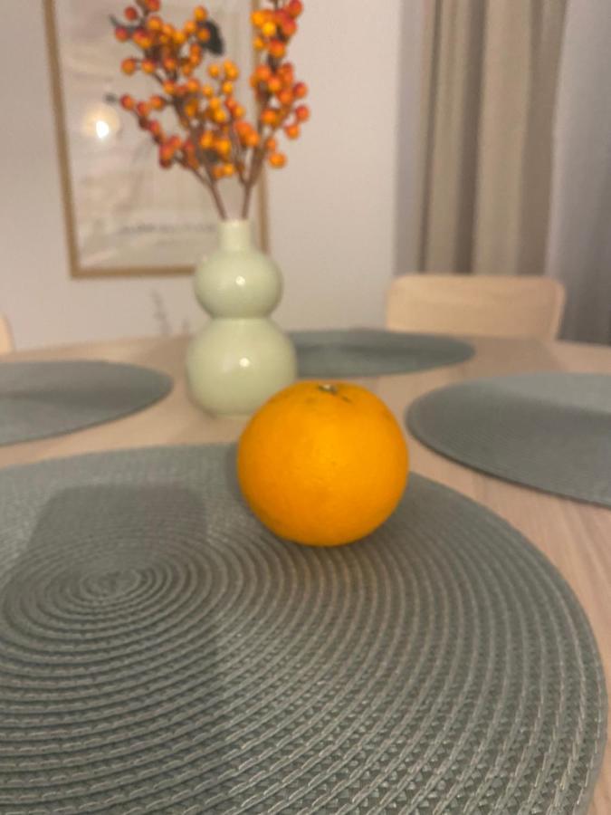 Metro Szwedzka Apartament Orange 华沙 外观 照片